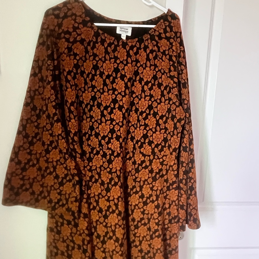 Unique Vintage Orange Floral Patterned Dress